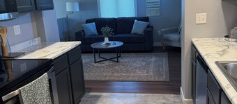 Entire private cozy home near downtown Bemidji. Ideal for Couples & Individuals!