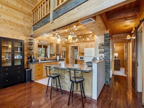 Family Fun Log Cabin in the Pines - Game Room + Slide