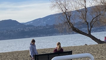 Beach nearby, beach towels