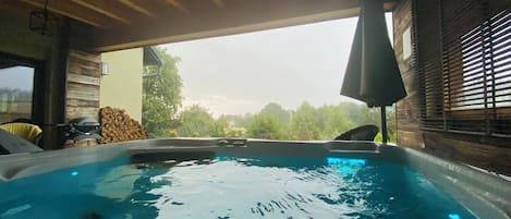 Idromassaggio all'aperto