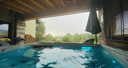 Franconian Forest Lodge with private whirlpool and sauna.