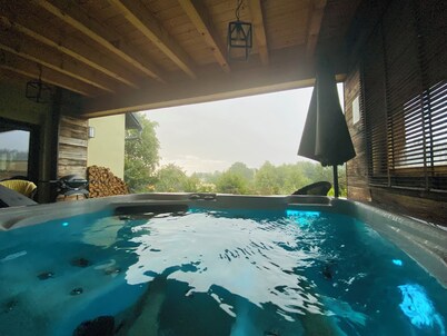 Franconian Forest Lodge with private whirlpool and sauna.