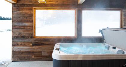 Franconian Forest Lodge with private whirlpool and sauna.