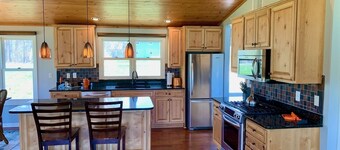 Modern Lakefront Home w/Fireplace near Ski Resort and Notre Dame