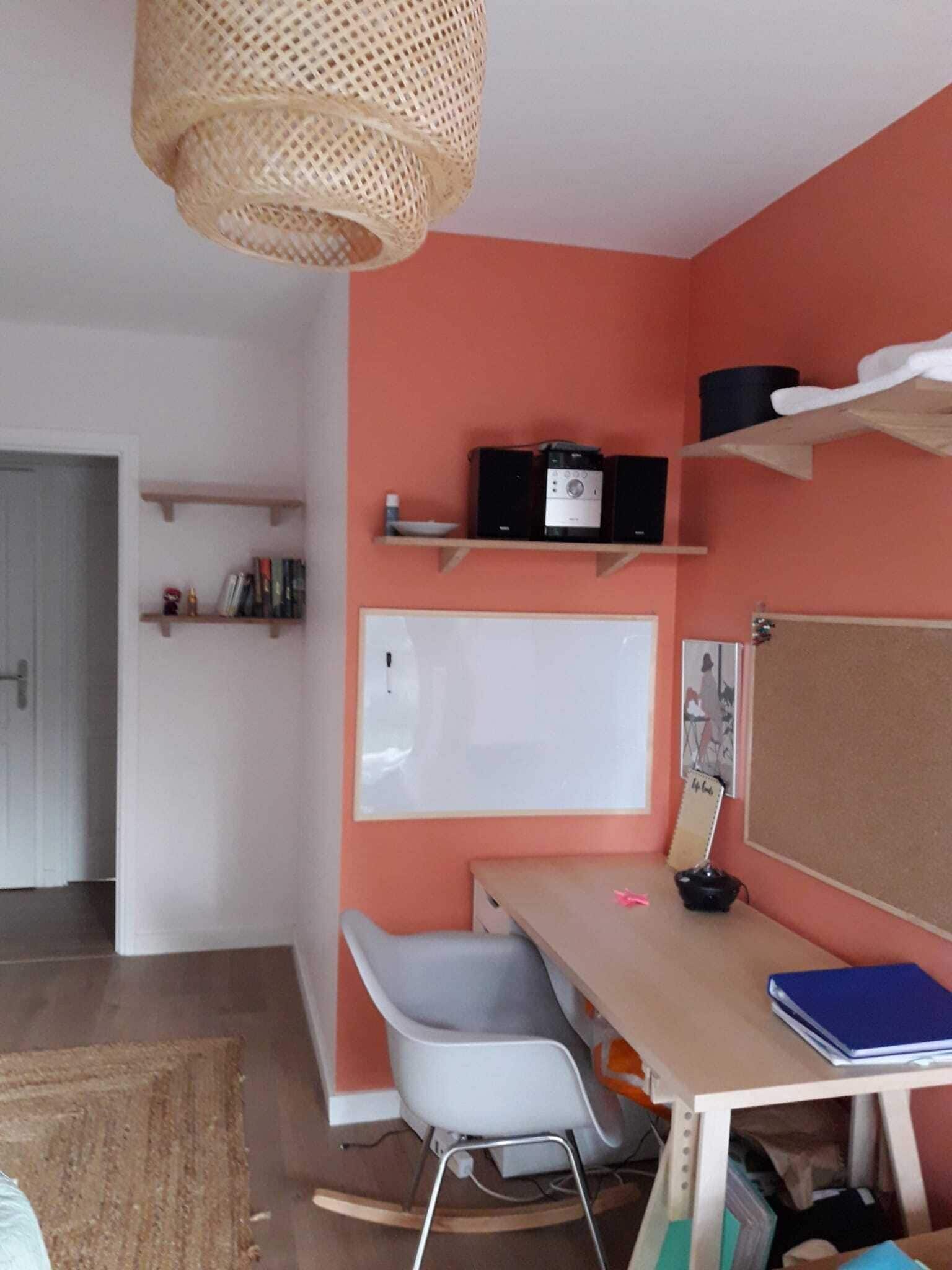 Pleasant bed and breakfast with free parking