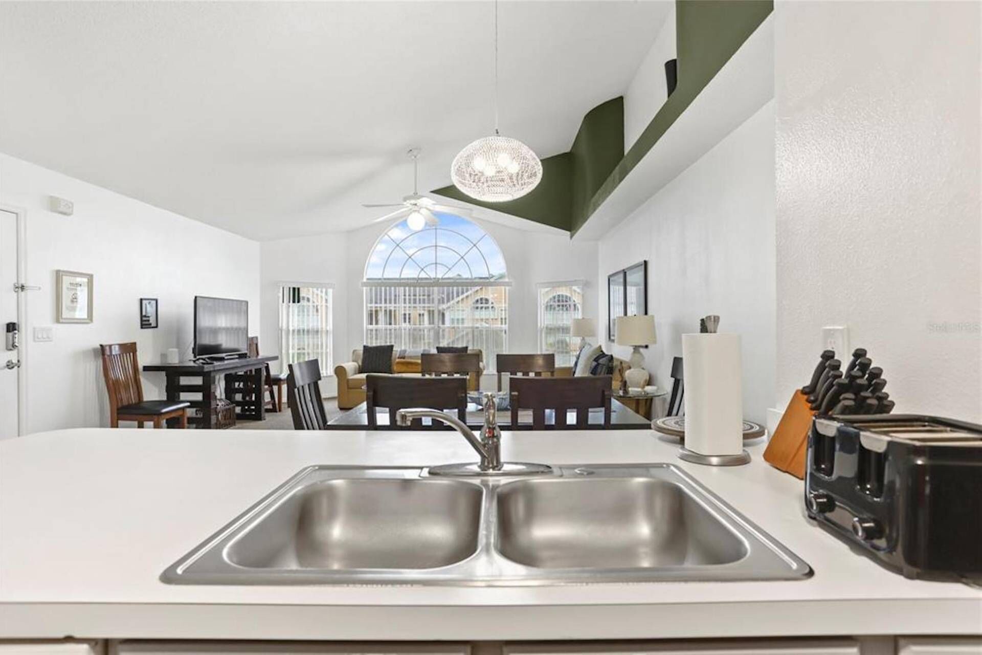 콘도 (2036 Royal Palm Bay) | 외관