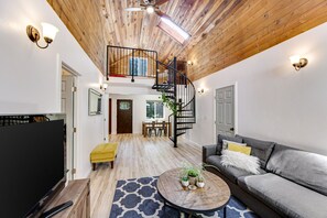 Fernseher, DVD-Player, Videothek