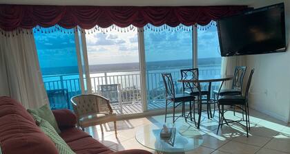 Panoramic Ocean and River View
26SW