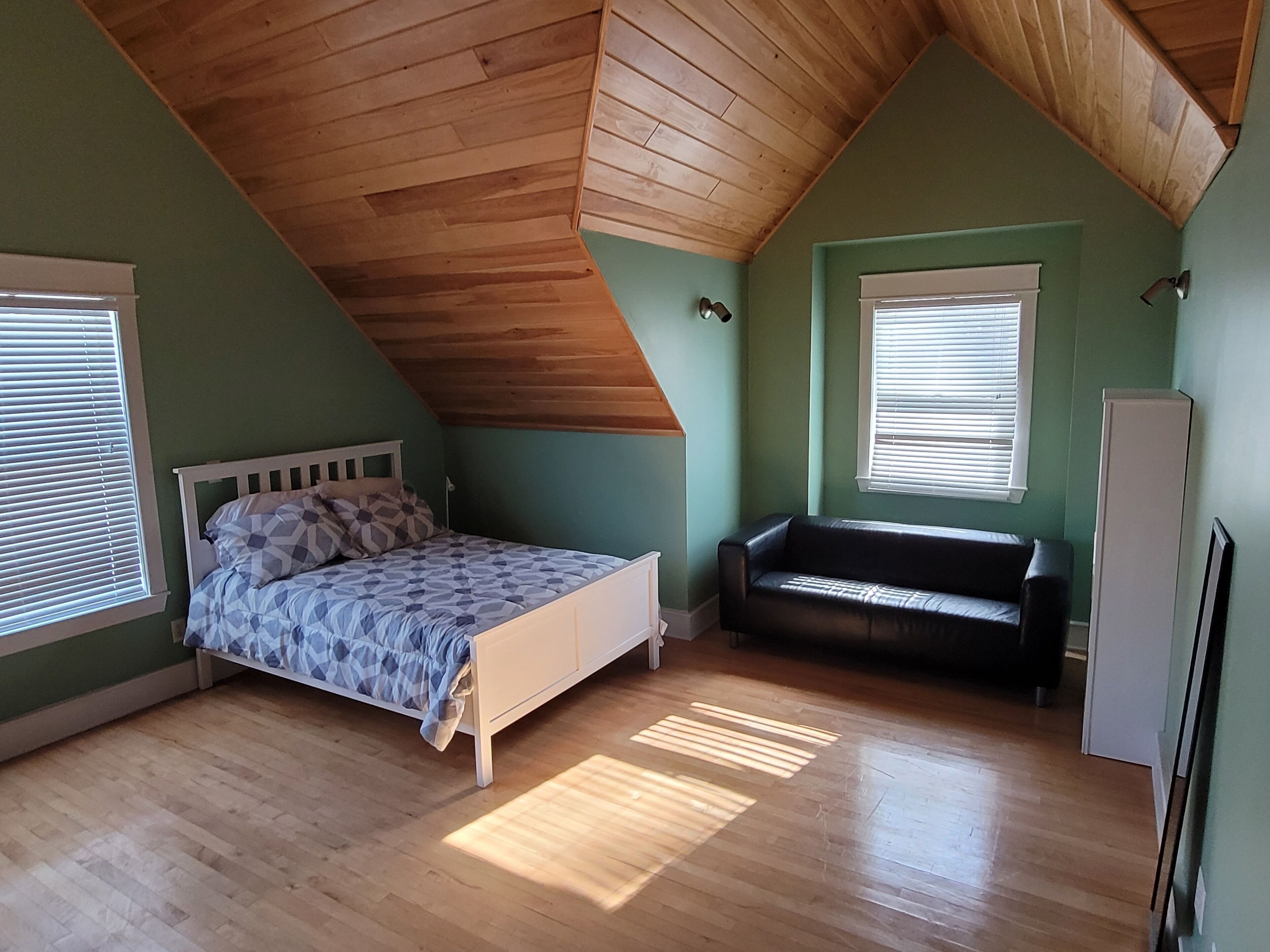 المنشأة من الداخل