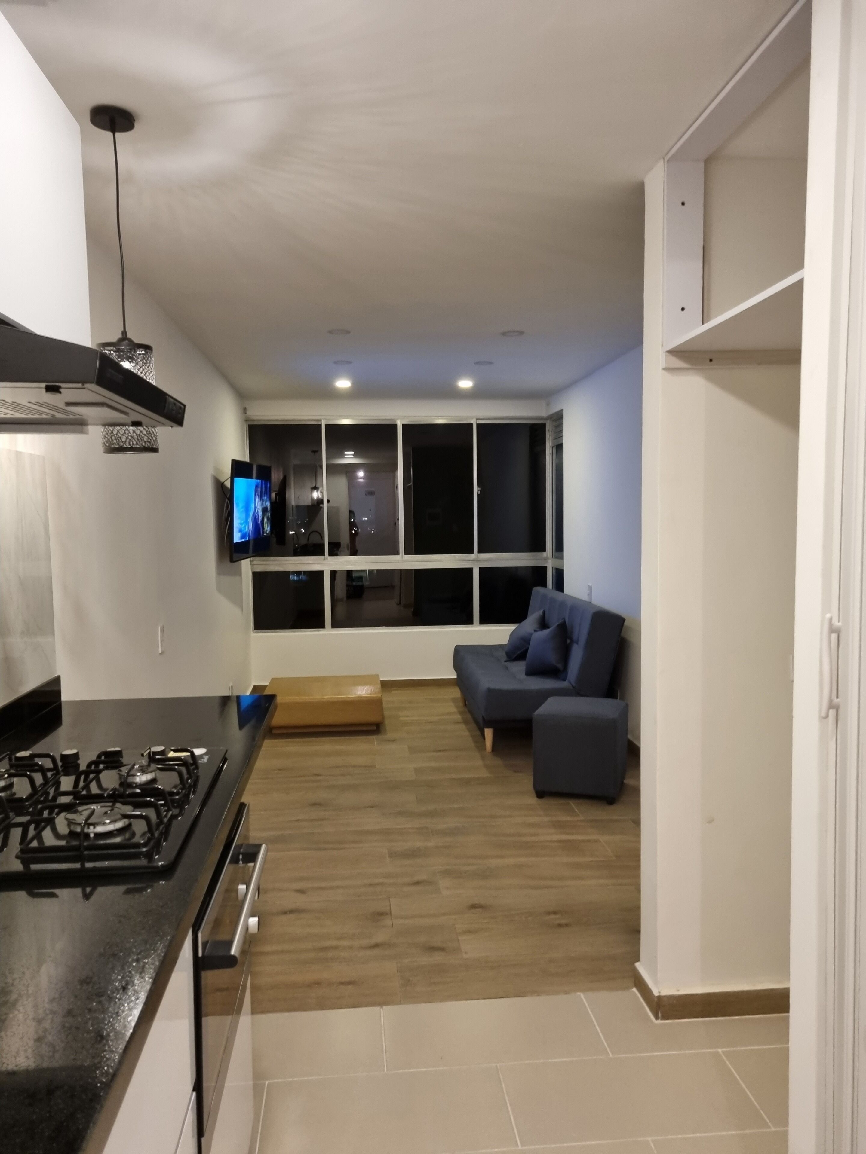 Your apt in Bogotá, 8 km from the airport and intermunicipal bus terminal.....