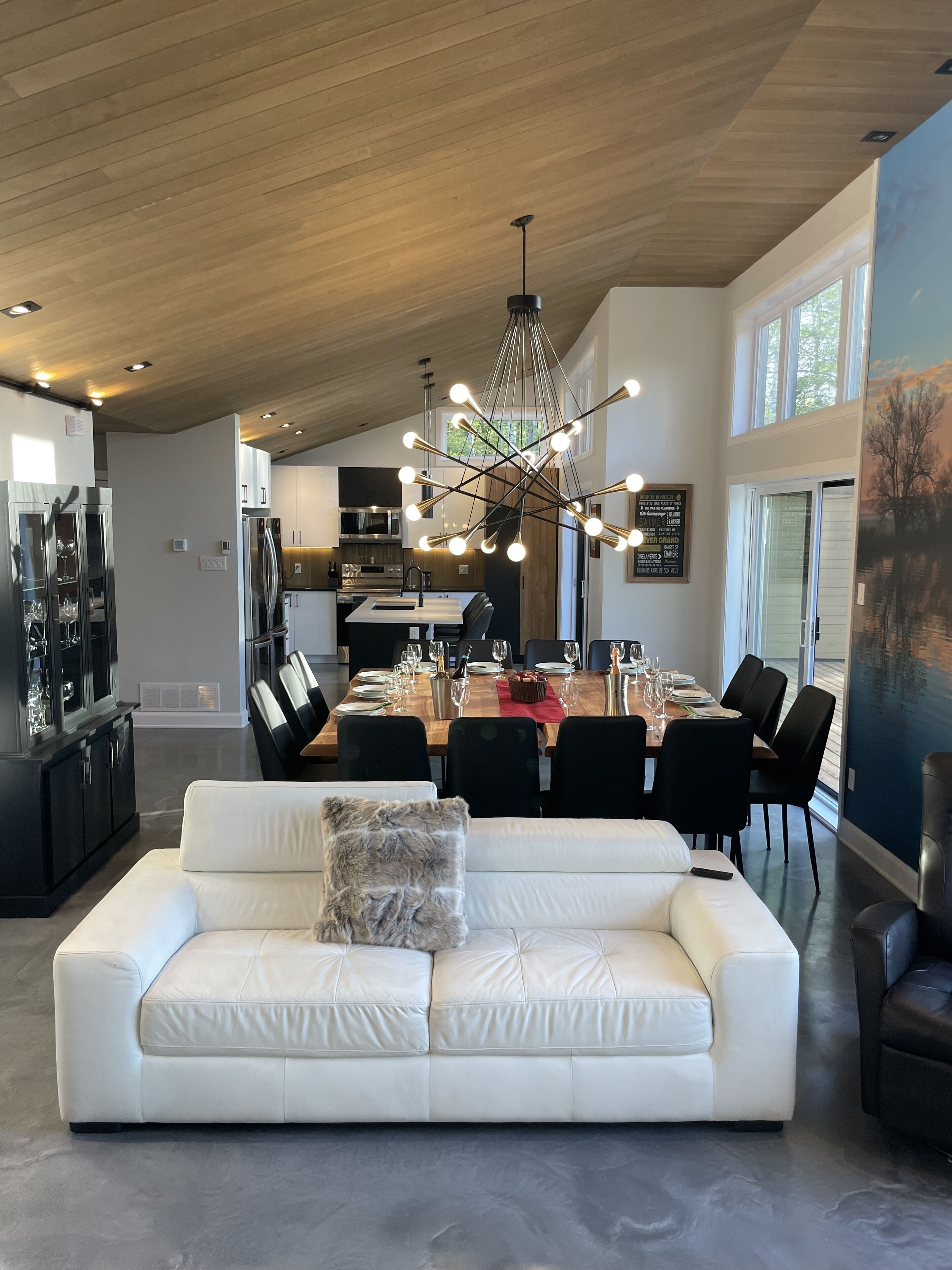 Le SUMMUM St-Sauveur Luxe ++ INDOOR POOL / luxury cottage indoor pool-spa