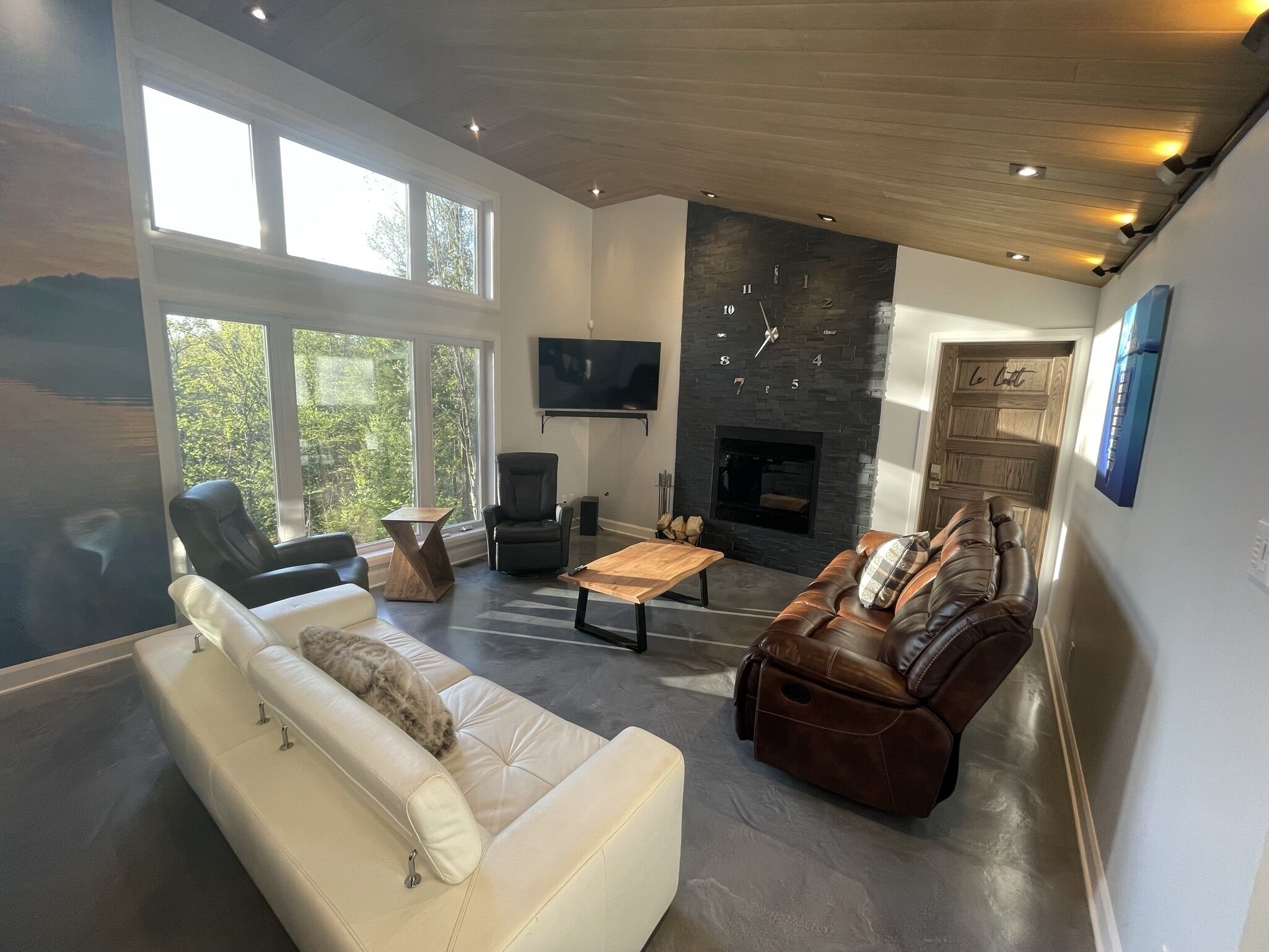 Le SUMMUM St-Sauveur Luxe ++ INDOOR POOL / luxury cottage indoor pool-spa