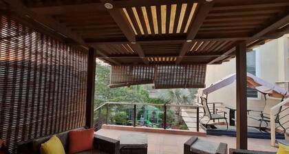 Zaha Home: Akhter Villa-2br Top portion,Jheel Park