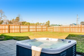 مغطس سبا خارجي