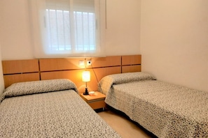 2 bedrooms