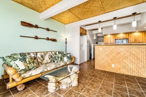Unclassified image, 2 of 16, button - Walk to Charming Kailua Village. Kailua Bay View. Lanai. AC. King Bed. Pool. (Kailua-Kona)