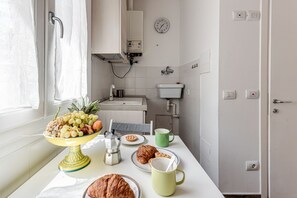Fridge, microwave, oven, stovetop - Serenity - Sweet Dreams in Florence (Firenze)