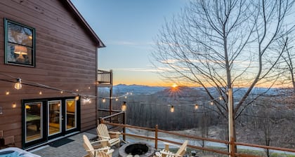 Modern cabin w/ loaded game room, hot tub, stunning views!