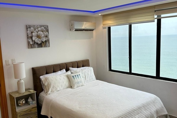 3 Schlafzimmer, Schreibtisch, Bügeleisen/Bügelbrett, kostenloses WLAN
