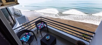 Lovely 3 Bedroom Ocean View Condo in the heart of Manta <br><br>