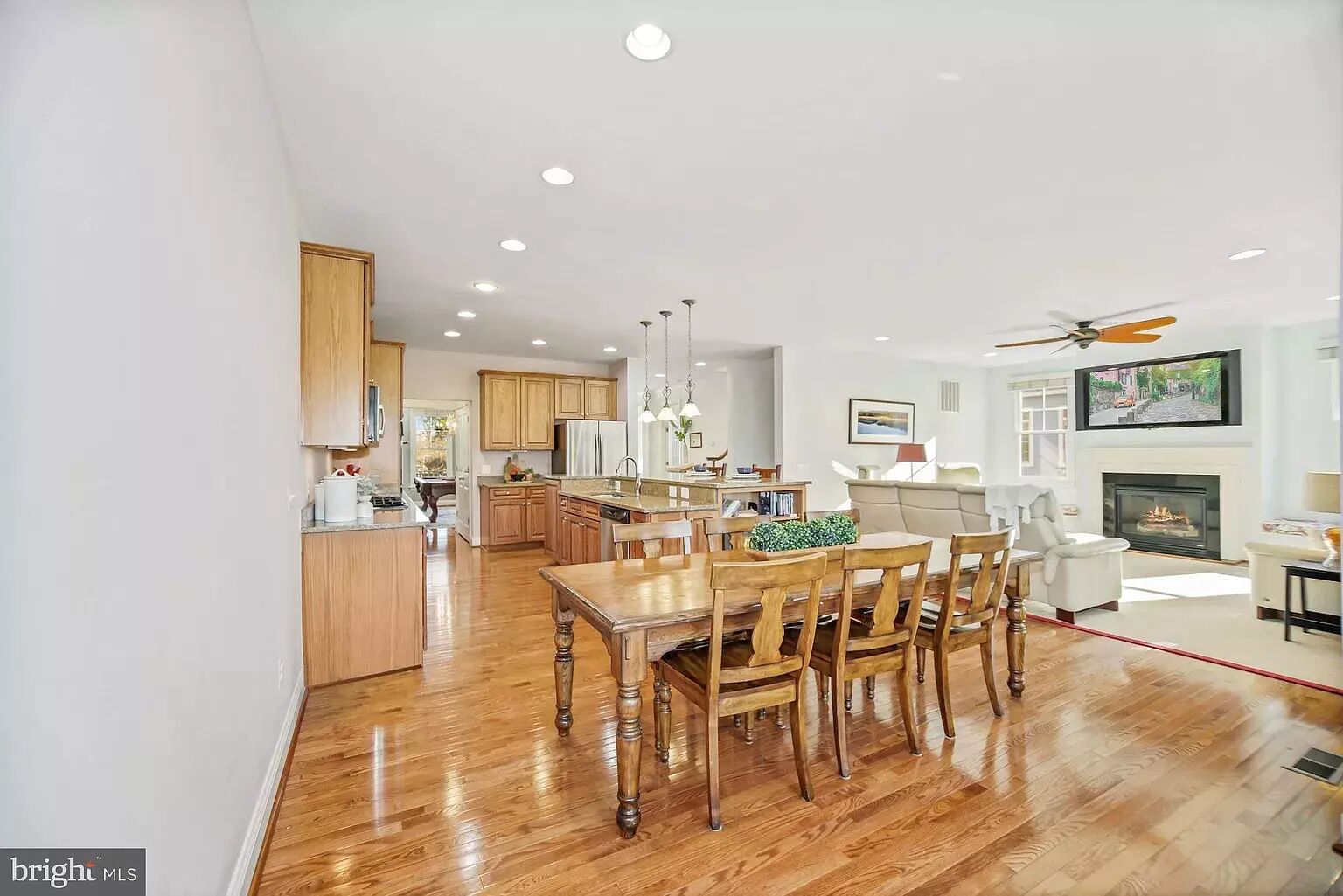 Beautiful Home on Third Fairway in Peninsula Community - CLEAN LINENS INCLUDED!