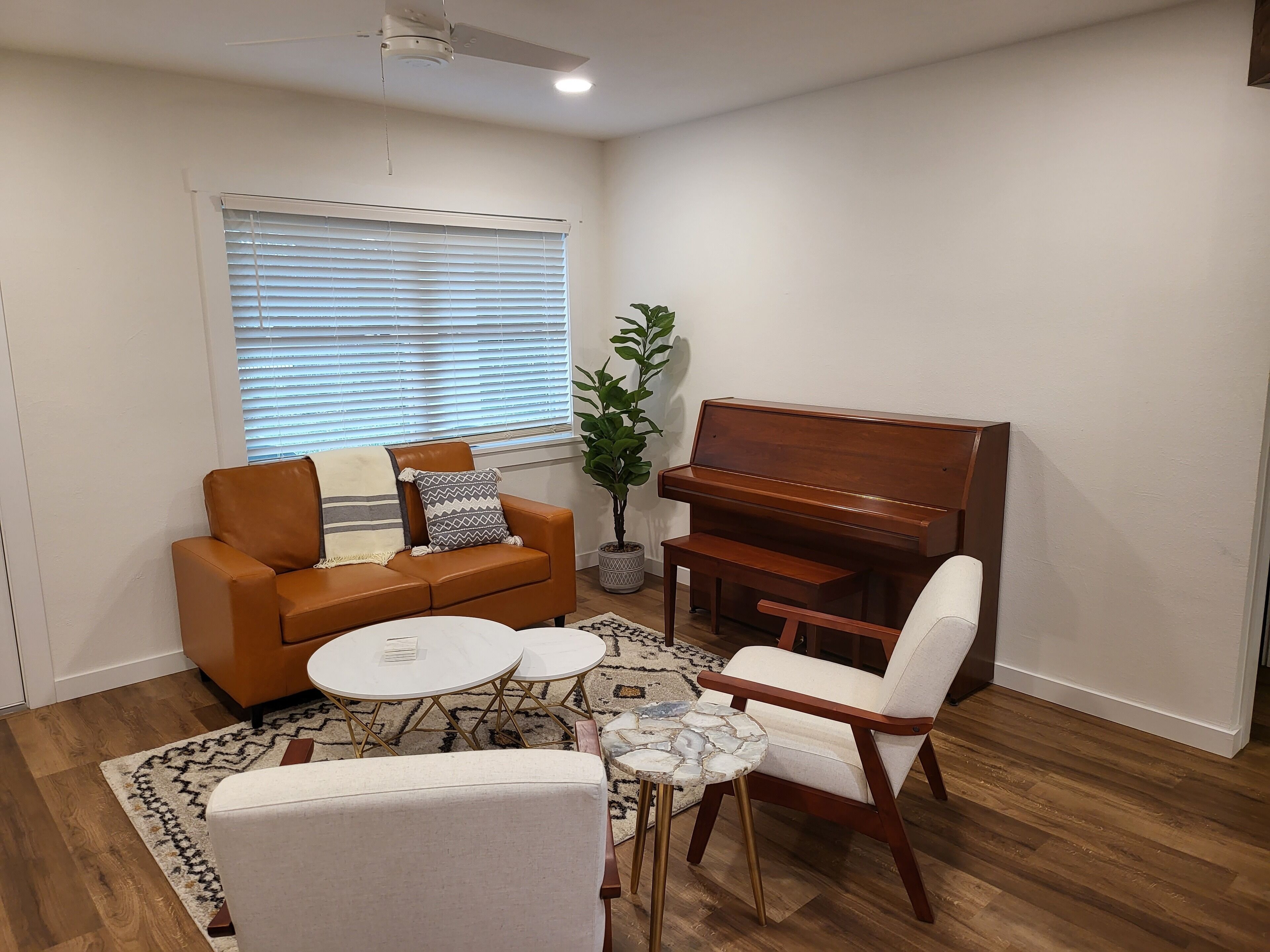 Modern Boho Retreat with Piano. Fenced and Gated in Central Florida!