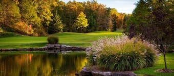 DogLeg Retreat - 5 min to SDC/strip! pools, golf & more