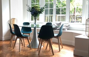 تناول الطعام