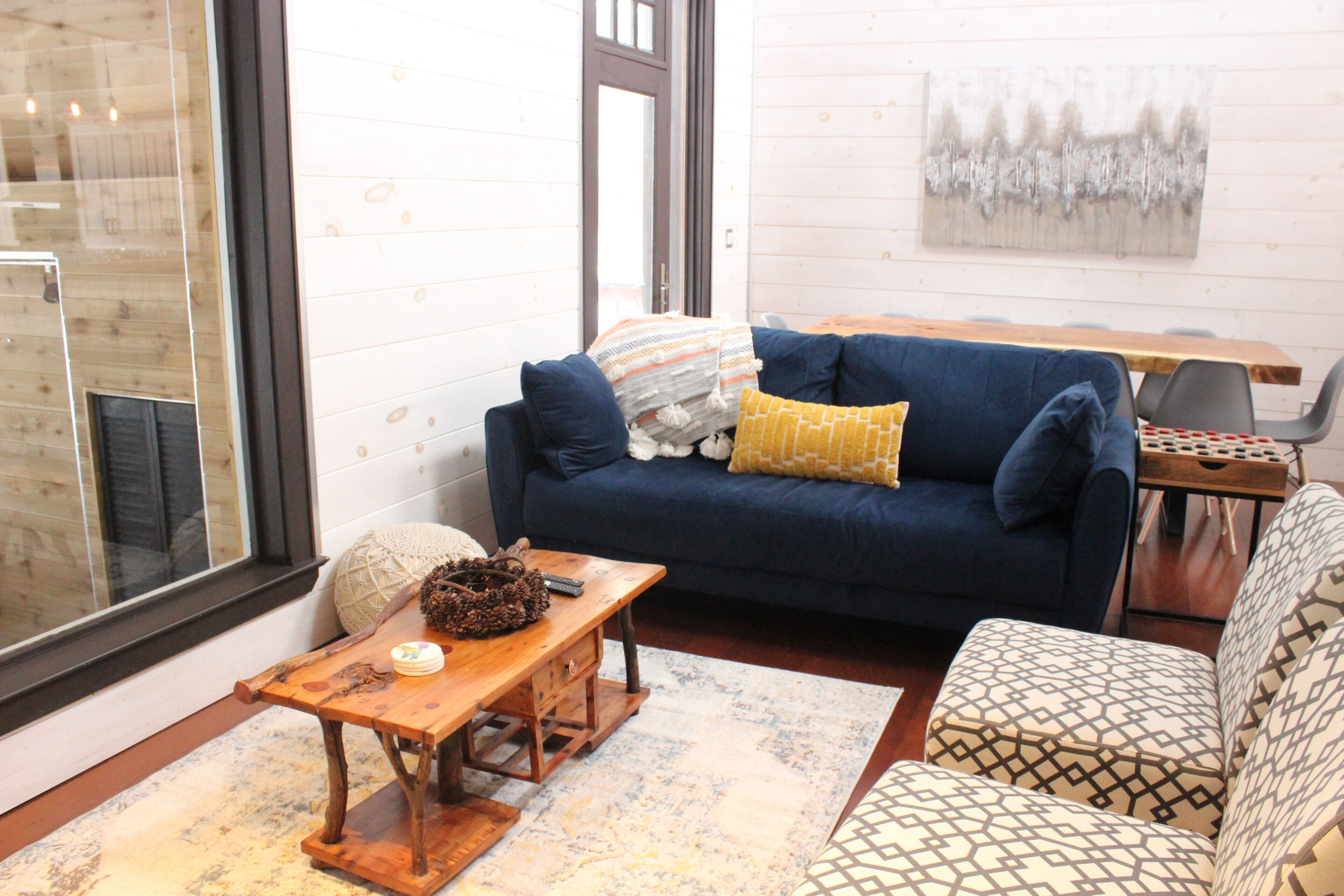 Muskoka Forest Chalet with a Private Indoor Pool