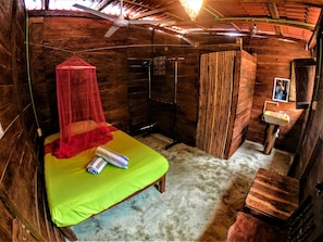 Classic Cabin