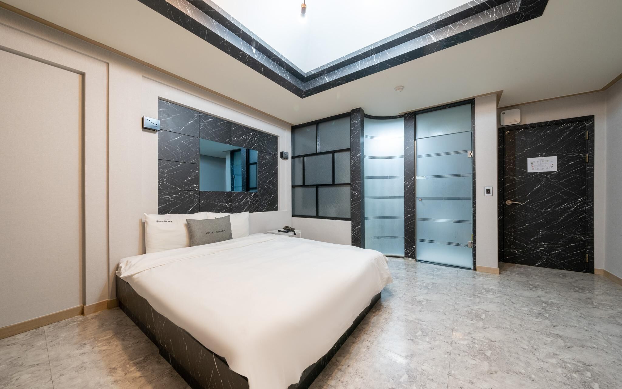1 chambre, Wi-Fi gratuit, draps fournis
