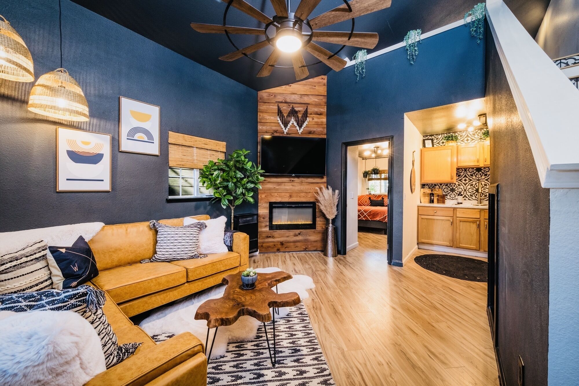 Compass✦EAST A/C WiFi•Hike•Swim•Ski•Explore•Pinecrest