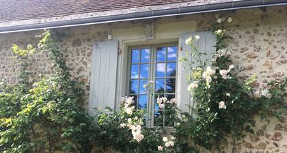 Manor in the heart of the Loire castles
SPECIAL OFFER WEEKLY RATE