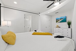 4 bedrooms, desk, iron/ironing board, travel cot