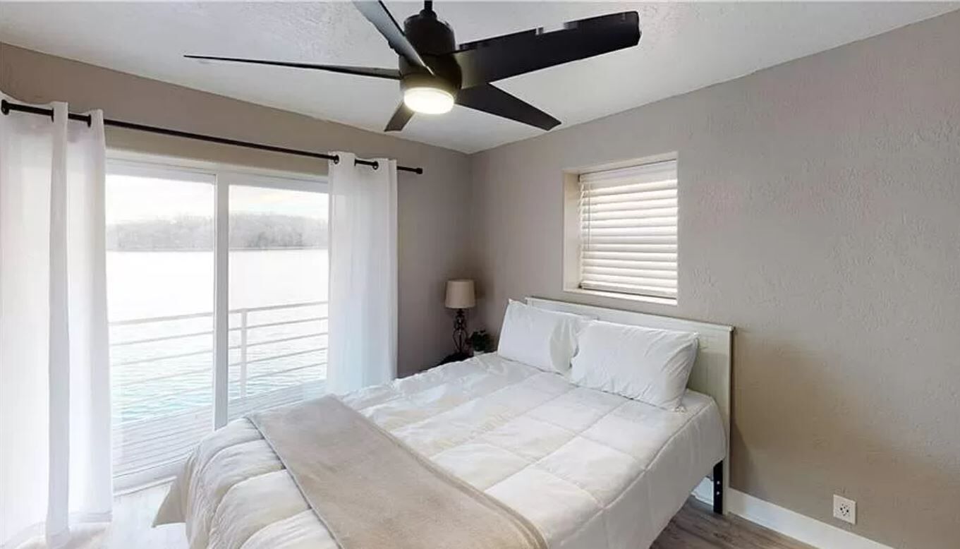 Newly Remodeled, Pet Friendly, Heart of the State Park, Fisherman’s Paradise!