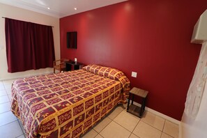 Comfort Room, Non Smoking | Free WiFi, bed sheets - Sandman Inn Motel (Daytona Beach)