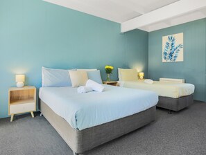 Classic Triple Room | Individually furnished, desk, laptop workspace, blackout drapes - Coast Motel Eden (Eden)