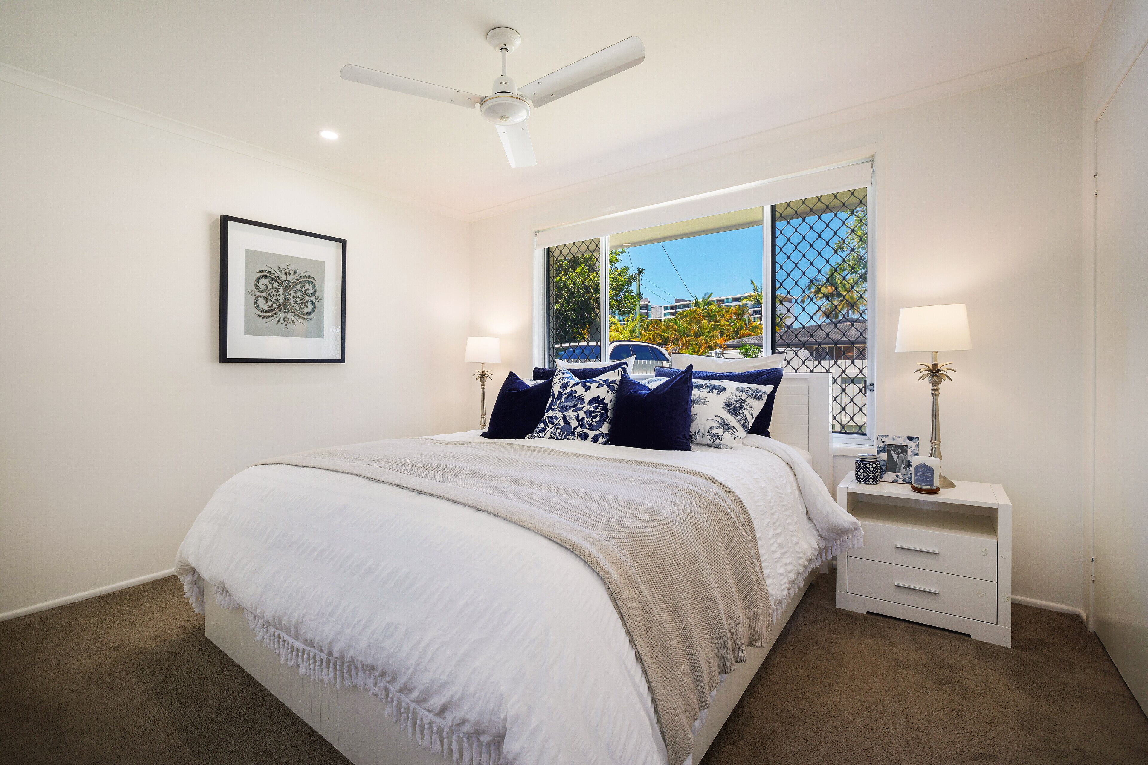 Pet Friendly! Broadbeach House With Pool Near Beach! — image 10