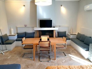 Interior - Rooftop Studio Apt - Metro Cholargos - 5 Min Walk (Papagou-Holargos)