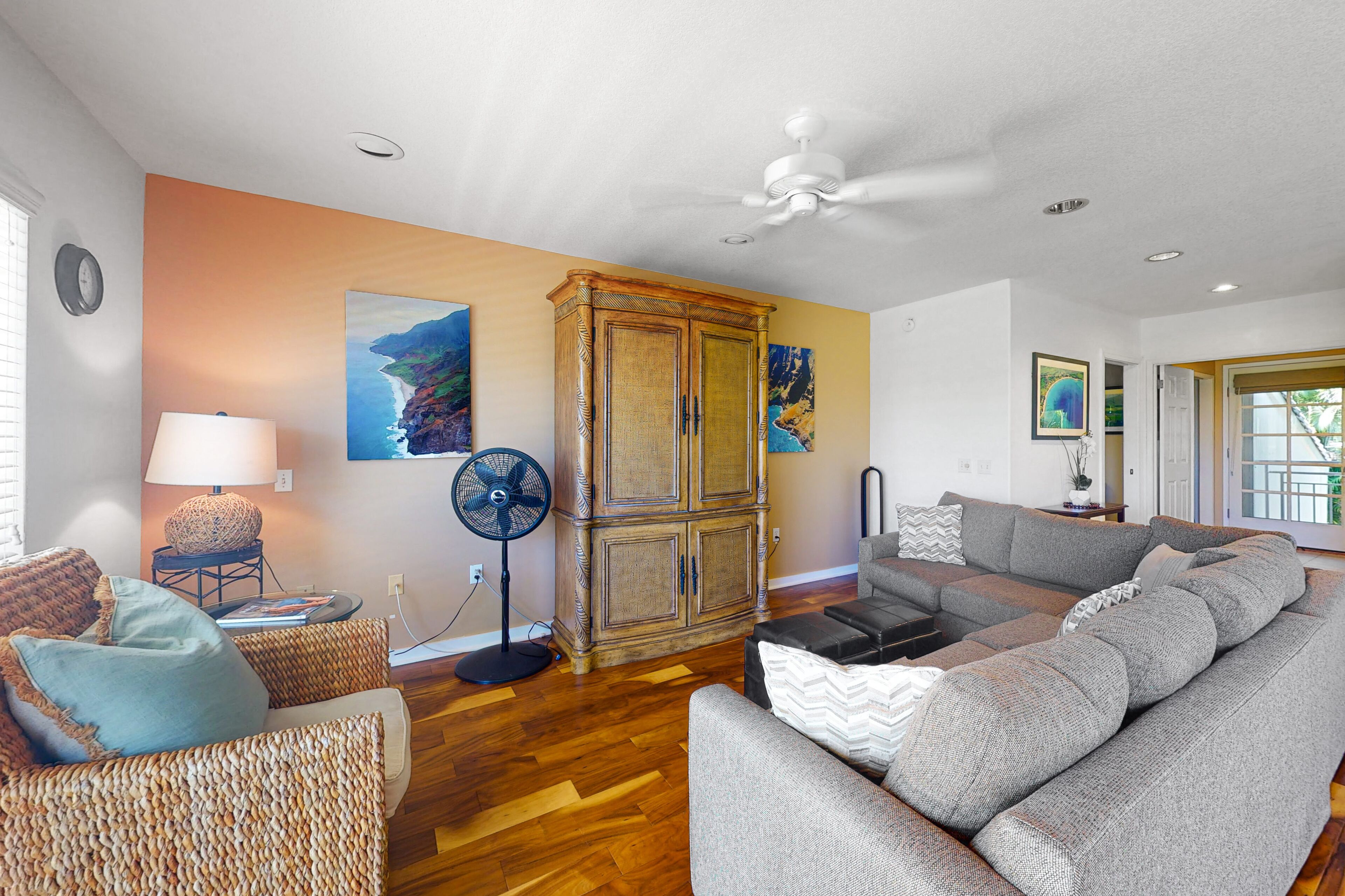 Updated condo with ocean/golf views, lanai, pool & hot tub - walk to beaches