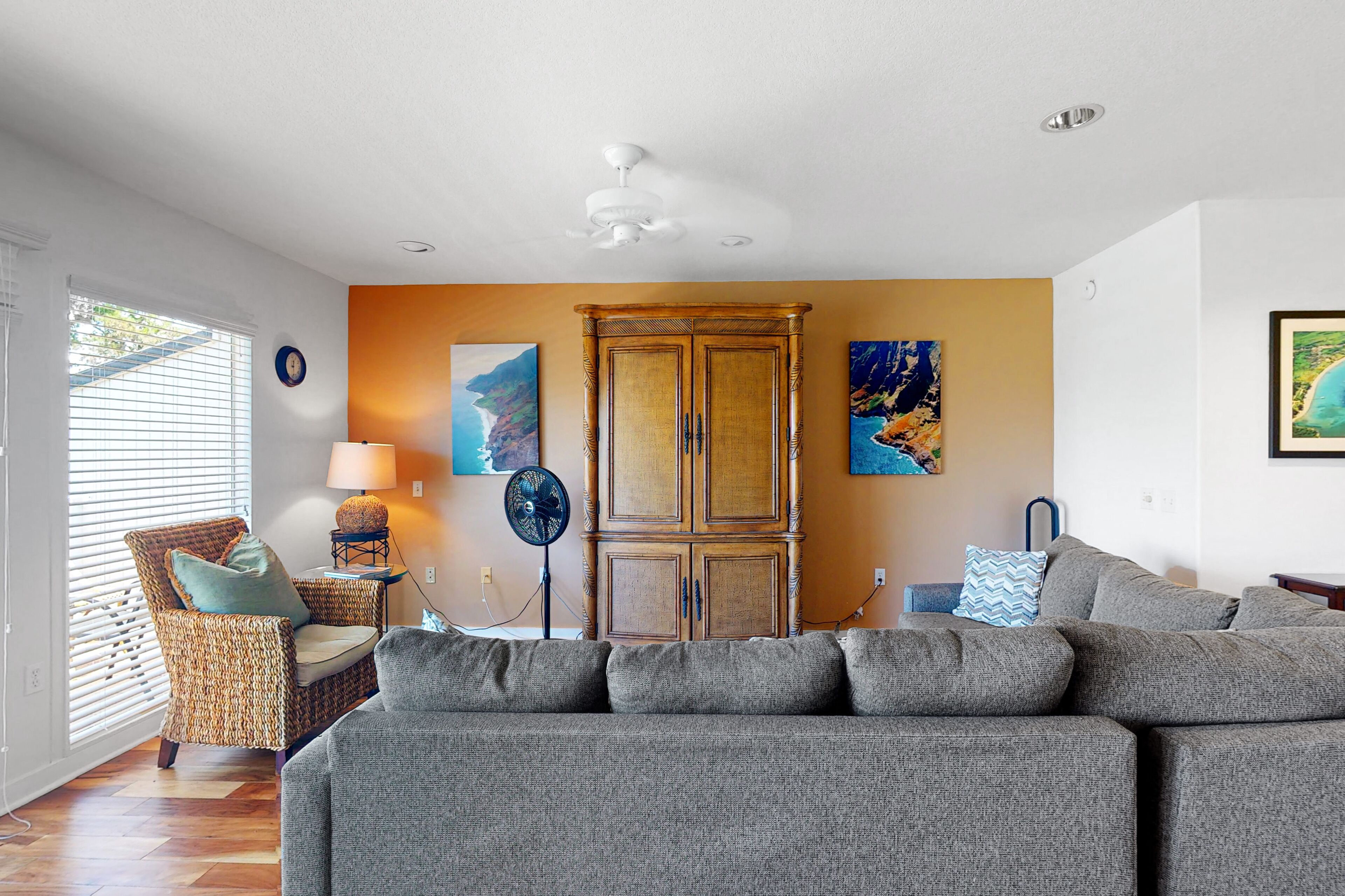 Updated condo with ocean/golf views, lanai, pool & hot tub - walk to beaches