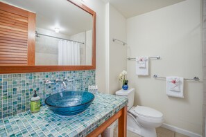 Hair dryer, towels