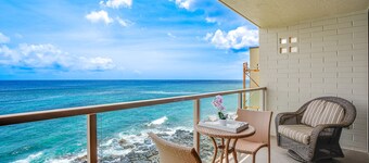 Oceanfront condo in Poipu with balcony, W/D & partial AC - 10 steps to the beach