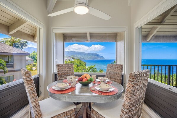 Dining - Oceanfront condo with loft, WiFi, shared pool & hot tub, balcony (Princeville)