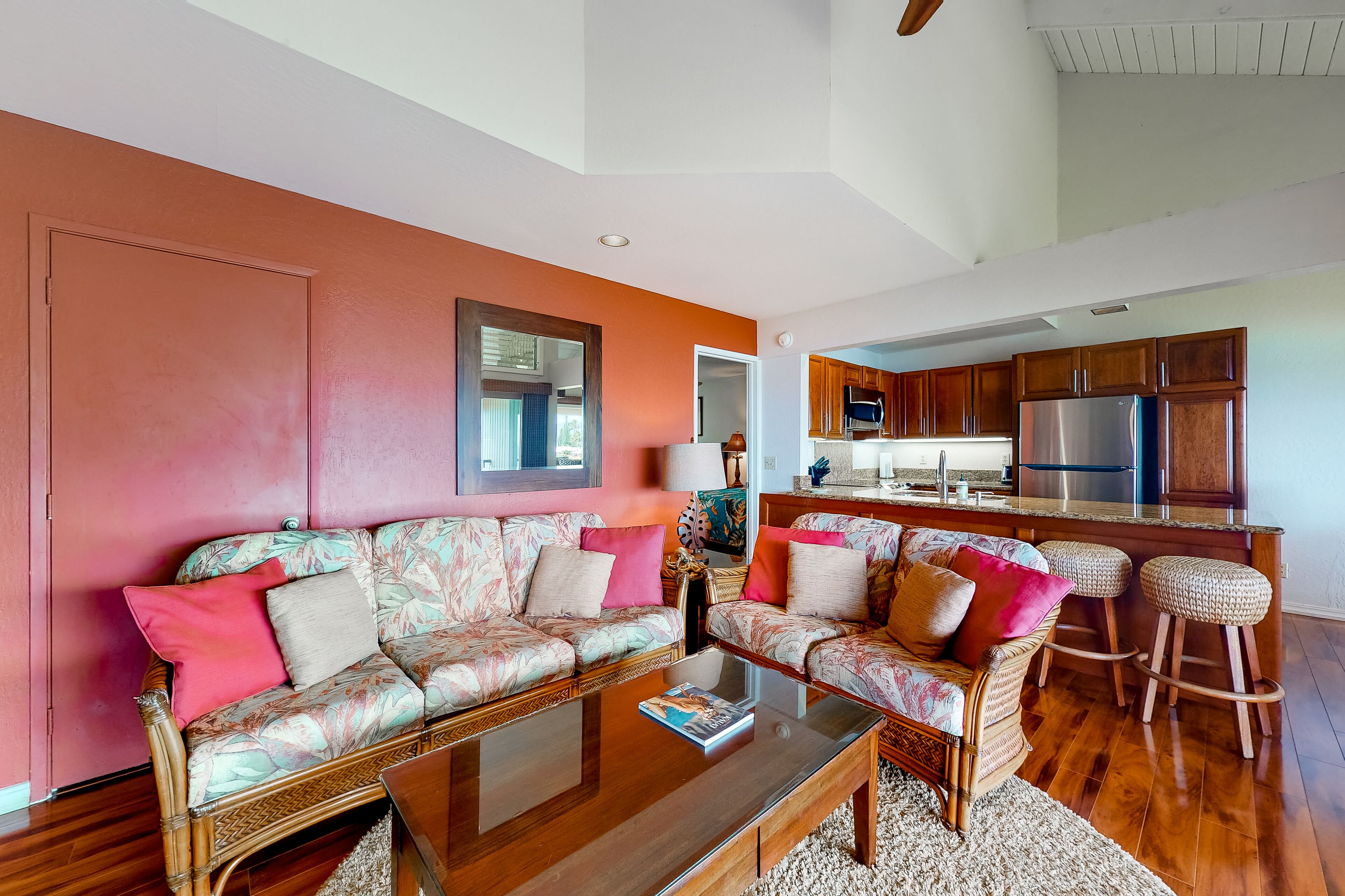 Idyllic, oceanfront, Pali Ke Kua home w/ocean views, WiFi, shared hot tub/pool