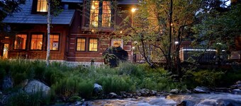 Refined creekside retreat • Walk to ski lift • Steps to dining • Hot tub • On Sundance Resort