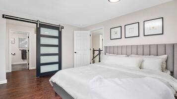 5 多间卧室、办公桌、熨斗/熨衣板、免费 WiFi