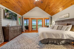 2 室のベッドルーム、旅行用ベビーベッド、WiFi、ベッドシーツ