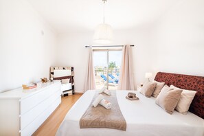 1 bedroom, in-room safe, iron/ironing board, free WiFi