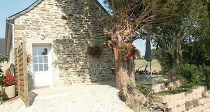 L'IF Charming little Breton house